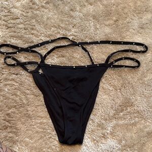 Minimale Animale Black Bikini Bottom